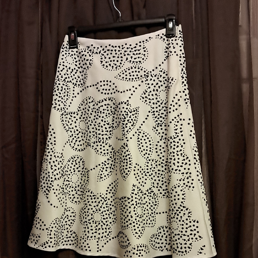 Black & White Party Skirt from White House| Black Market